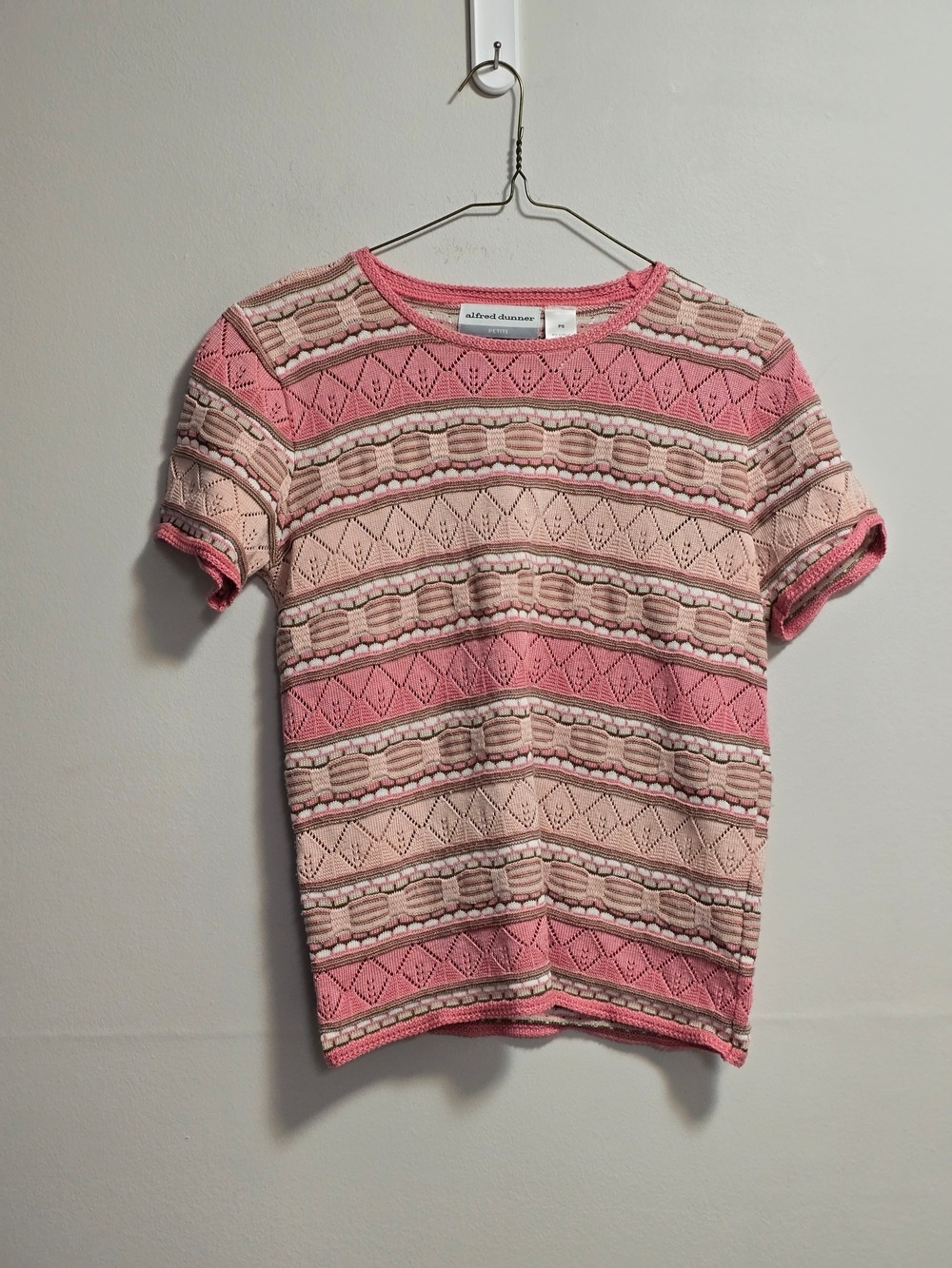 Vintage Alfred Dunner Pink Patterned Knit Short Sleeve Top